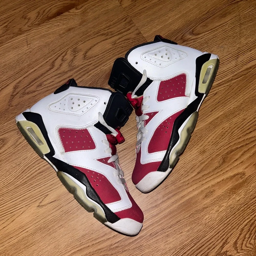 Jordan 6 - Picture 1 of 3